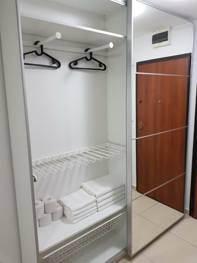 Cozy&Elegant New Studio In Bukarest Exterior foto